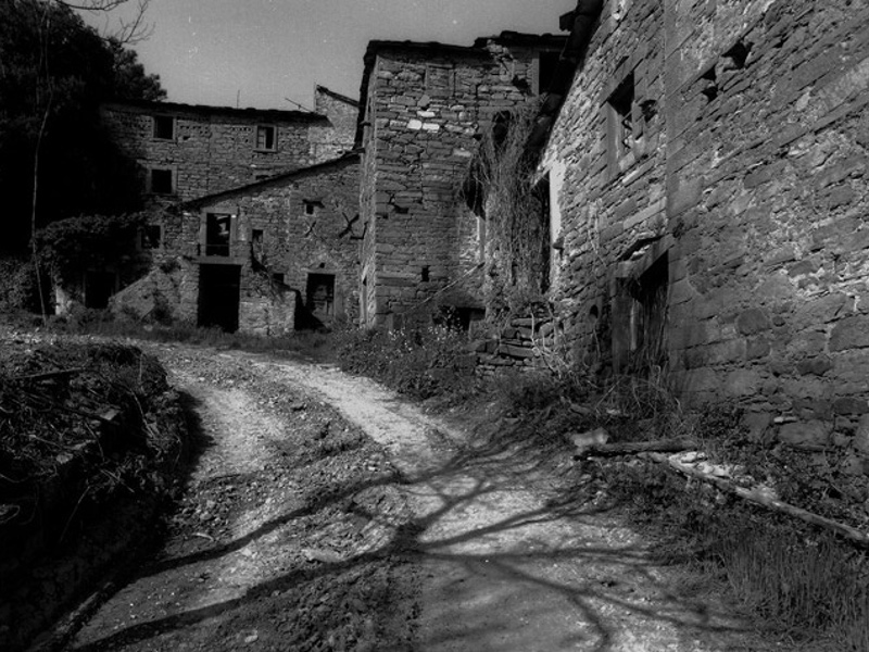 Borgo di Vagli before the restoration, 2